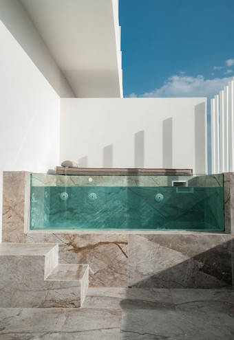 Ethereal White Resort Heraklion Crete Luxury Suite Plunge Pool 410 234